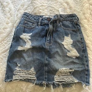 Hollister Jean skirt